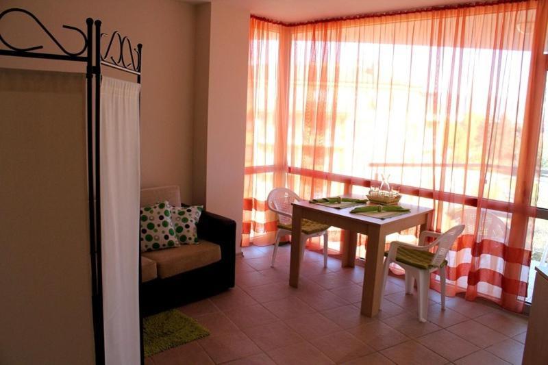 Apartcomplex Perla Sunny Beach Kamer foto